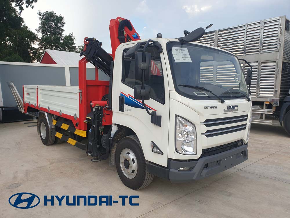 Xe Tải Cẩu 5 Tấn IZ650 Gắn Cẩu Gập Palfinger 3 Tấn SPK 8500 Mới Nhất